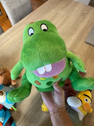 Lote de peluches variados