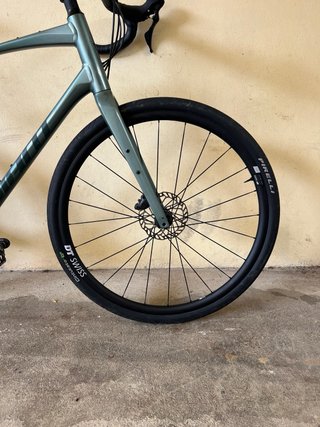 Bicicleta de gravel Giant Revolt 1 XL mejorada