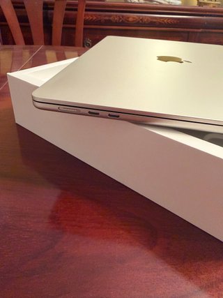 MacBook Air 15,3 M3 8GB 256GB