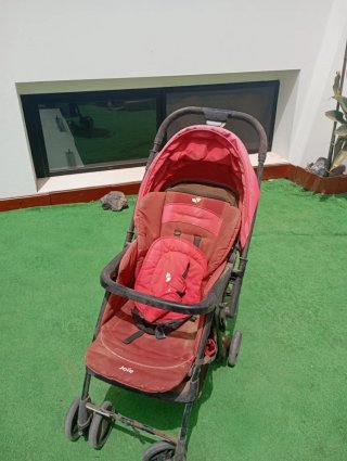 Silla de paseo Joie roja