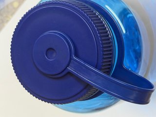 Botella Dove 1L Azul
