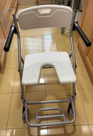 Silla ducha/wc con ruedas