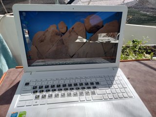 Portátil ASUS R540L Plata/Blanco