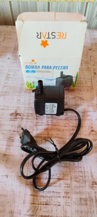 Bomba de agua para pecera/belenes
