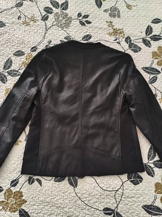 Chaqueta efecto piel negra mujer Talla 38
