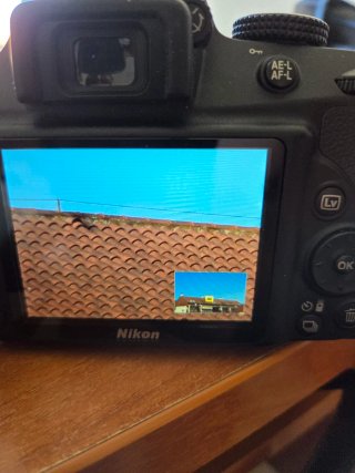 Cámara Nikon D3300 con accesorios