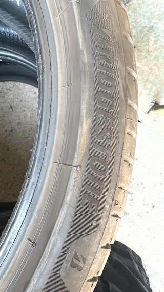Neumático 225/40 R18 92Y