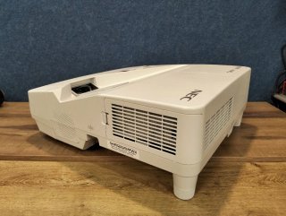 Proyector NEC UM301W WXGA 3000 lm ultracorto