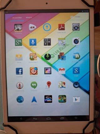 Funda para tablet rosa y blanca