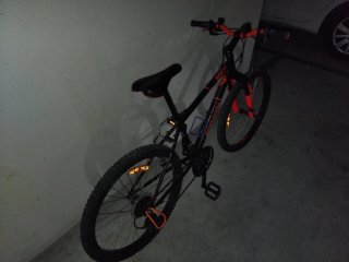 Bicicleta Montaña Niños Naranja + Casco Negro BTW