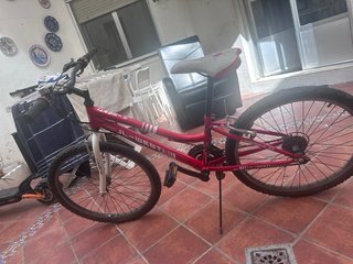 Bicicleta Deportiva Roja
