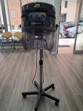 Mobiliario Peluquería por Cierre