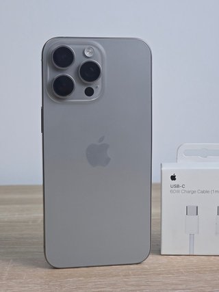 iPhone 15 Pro Max