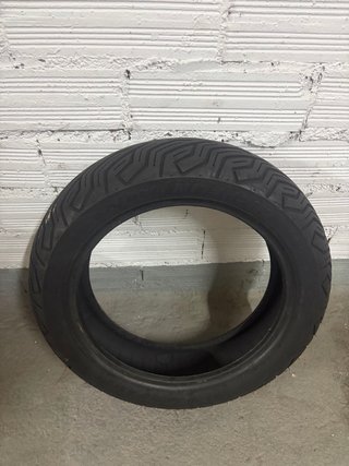 Michelin 140/70/14 neumático