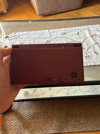Nintendo DSi XL - granate