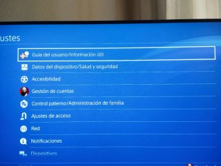 Consola PS4 Slim Negra + 2 Mandos