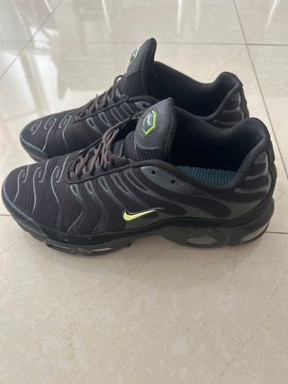 Nike TN talla 44 Usadas Negro y Amarillo