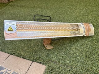 Estufa exterior seminueva con mando