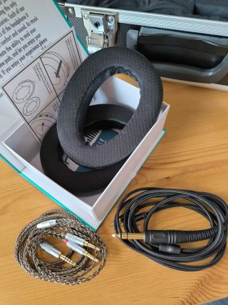 HIFIMAN Arya Stealth Auriculares