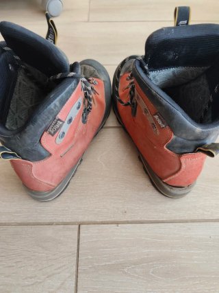 Botas Montaña. Bestard.