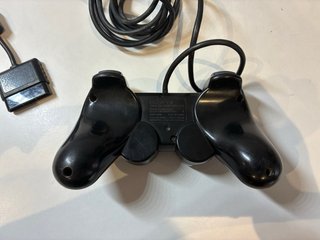 Volante Logic3 + Pedales + Mando PS2  para reparar