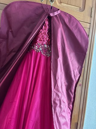 Vestido de fiesta/ quinceañera fucsia bloombury