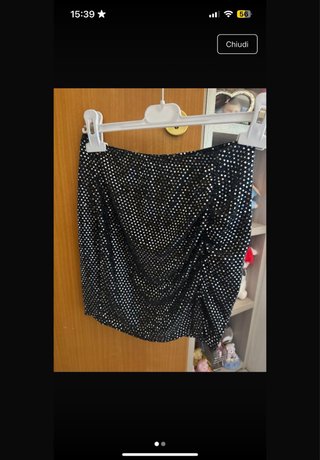 Gonna corta glitterata