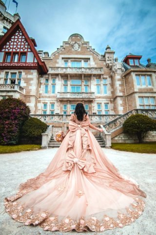 Vestido 15 Años Oro Rosa con Lazo