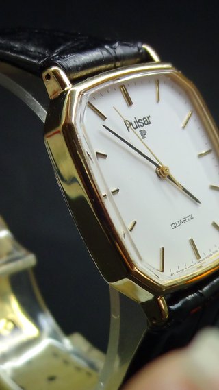 Orologio Pulsar Quartz Rettangolare Oro