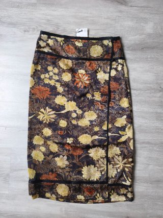 Falda de flores Zara Estampada Talla M