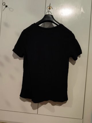 Camiseta con estampado de cuadro