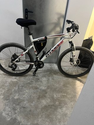 Bicicleta B-Pro Blanca