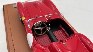 TM18254N Tecnomodel Ferrari 250 TR Pontoon-Fender