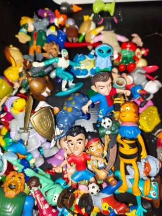 Lote Figuras Goma Dura Variadas
