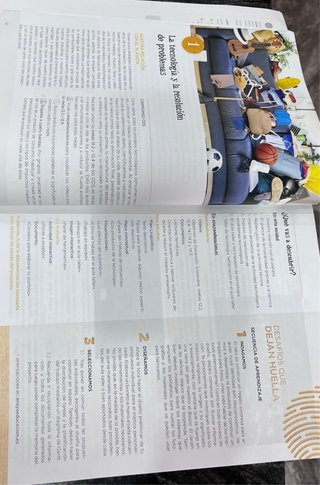 Dos libros tecnología y frances