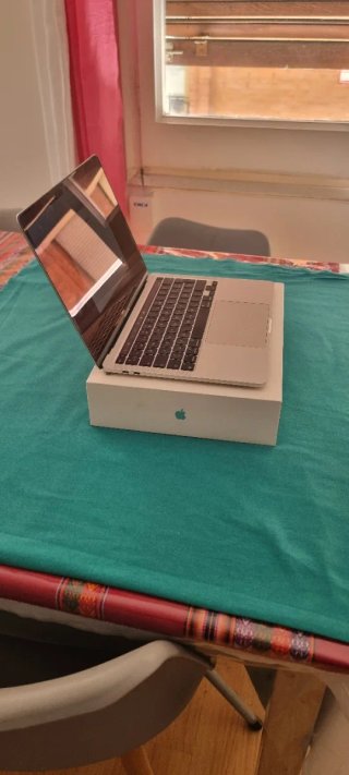 MacBook Pro 13 M1 8GB RAM 256GB SSD Plata