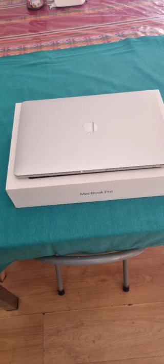 MacBook Pro 13 M1 8GB RAM 256GB SSD Plata