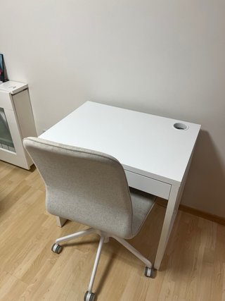 Scrivania Micke e Sedia Langfjall Ikea