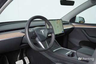 Tesla Model Y Performance 4WD