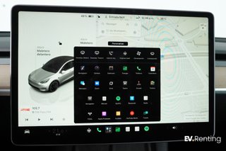 Tesla Model Y Performance 4WD