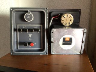 Par de divisores JBL 3106 Profesional