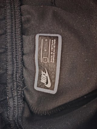Conjunto Nike Tech Gris y Negro