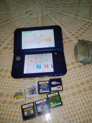 Nintendo 3DS XL Azul + 6 Juegos