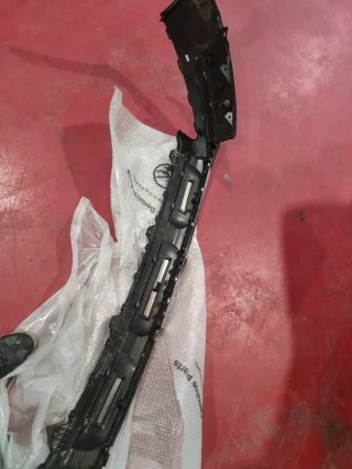 Parachoques 86512-AT300 Kia Niro 2023