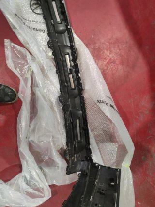 Parachoques 86512-AT300 Kia Niro 2023