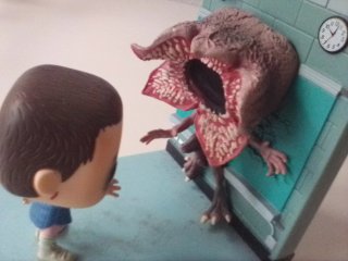 Eleven y Demogorgon Funko