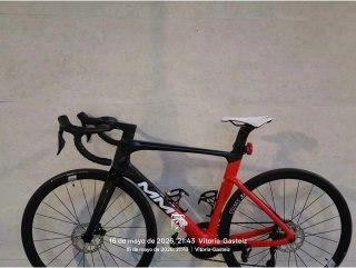 Bicicleta MMR adrenaline Aero Shimano 105 Di2
