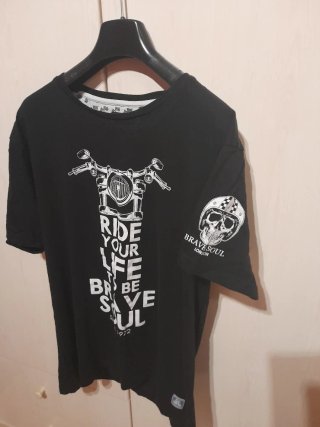 Camiseta Negra Estampada Moto Ride Your Life