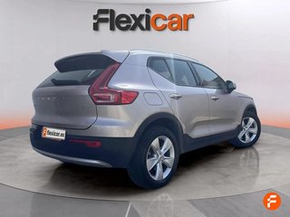 Volvo XC40 2.0 B3 G Core Auto