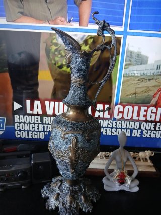 Jarra Ánfora Bronce Antigua Estilo Clásico